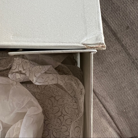 “Will you be my bridesmaid?” Gift Box - Picture 7 of 8